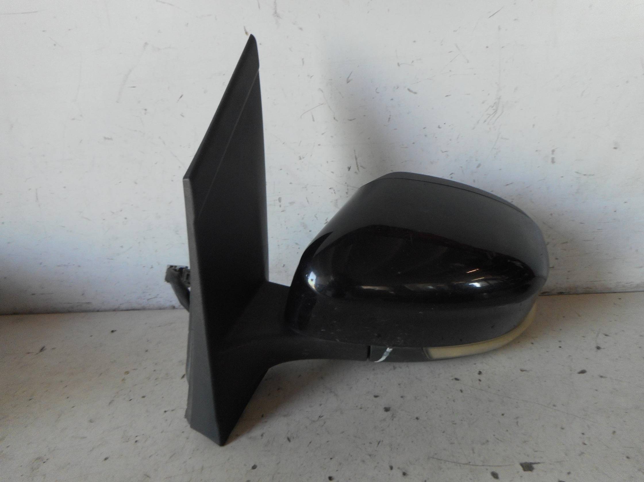 Retrovisore est. regolaz. elettr. sx.